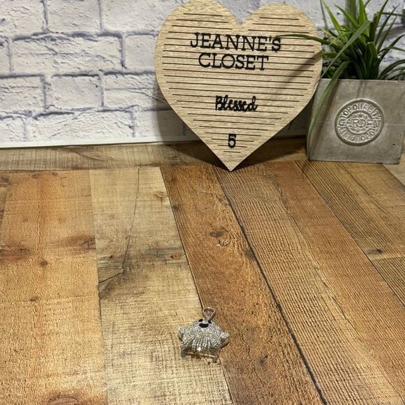 Bath and Body Works 2022 Halloween Gemstone Ghost Pocket* Bac Holder Keychain. - Picture 8 of 8